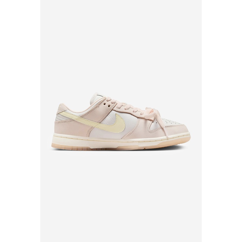 Womens Dunk Low ‘Light Soft Pink’
