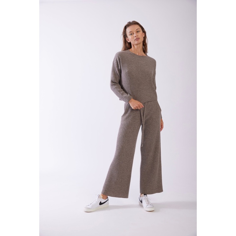 Chase Crop Sweater & Sophie Wide Leg Rocky Mountain