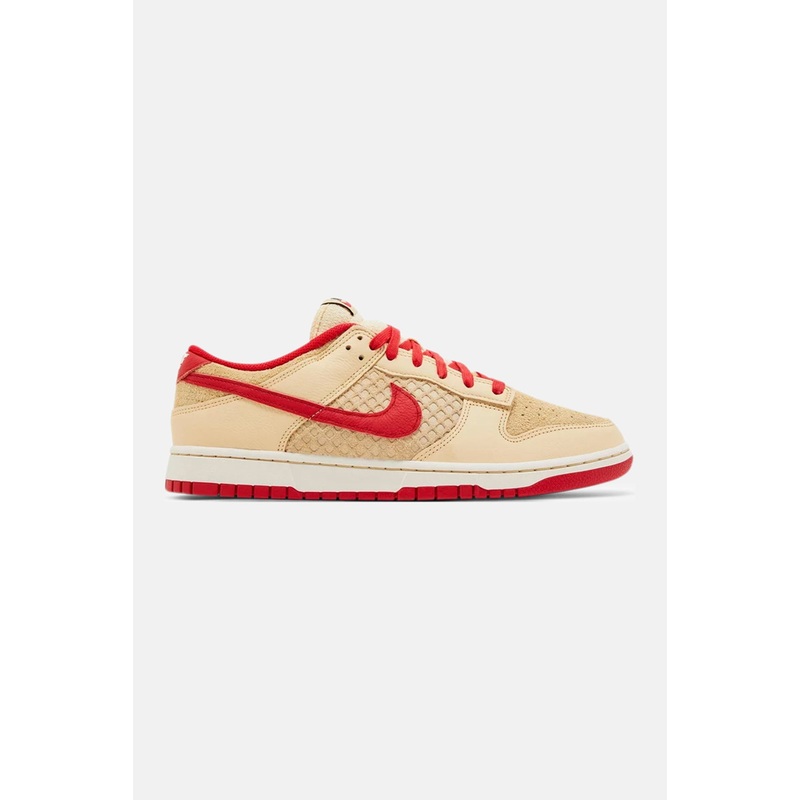 Men’s Dunk Low Retro SE Strawberry Waffle