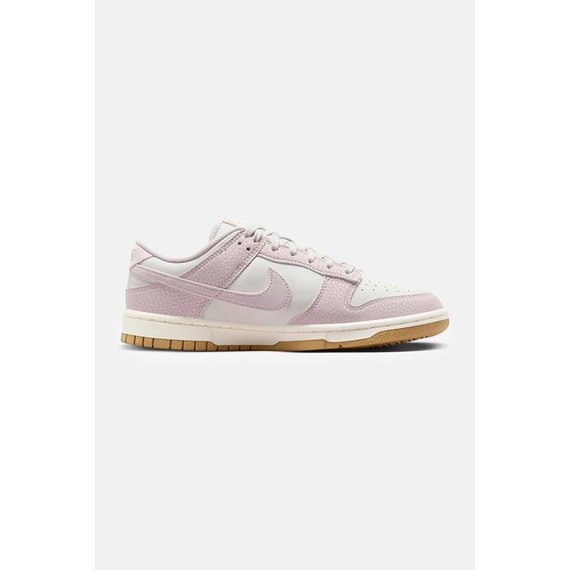 Women’s Dunk Low Next Nature Platinum Violet