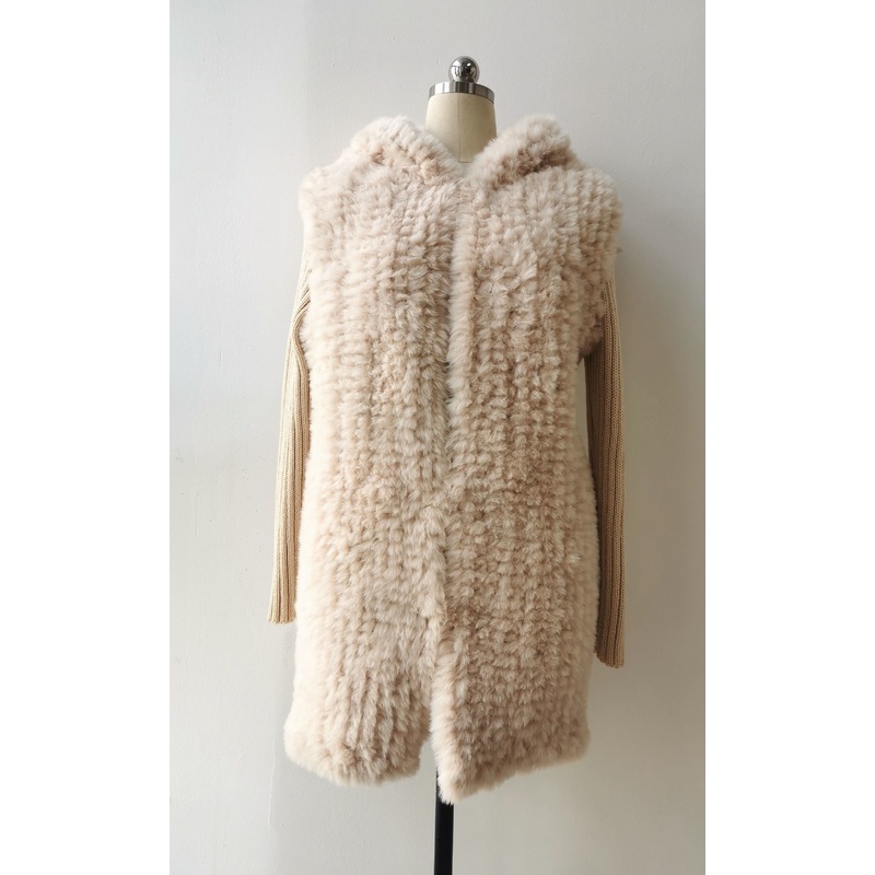 Womens Fashion Fake Fur Handmade Hoodie Winter Jacket with Knit Sleeves – Woman Jacket and Fake Fur Jacket price|
                                        <a href="https://www.made-in-china.com/products-search/hot-china-products/S_Woman_Jacket.html" tit