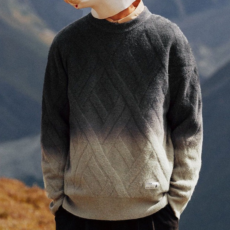 Fashion Designer Gradual Change Acrylic Sweater Crew Neck Pullover Men Knitted Clothing – Sweater and Knitwear price|S