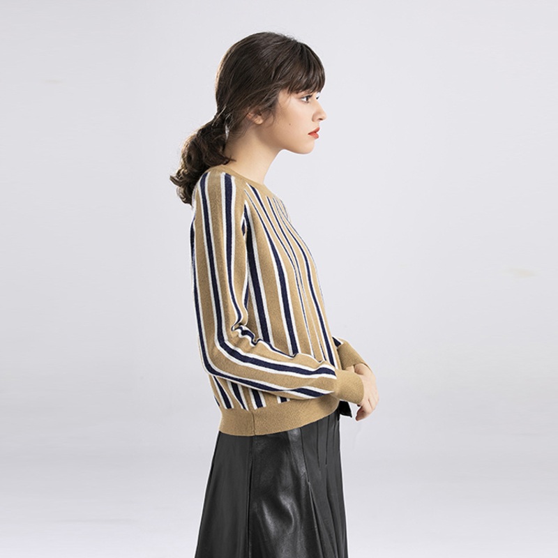 Stylish Womens O Neck Pullover Sweater with Anti Pilling Yarn Dye – Stylish Womens Sweater and O Neck Sweater price
