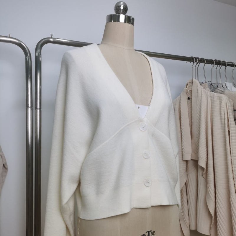 Women Warm Winter Clothing White Cardigan Sweater 100% Wool – Wool Sweater and Womens Sweater price