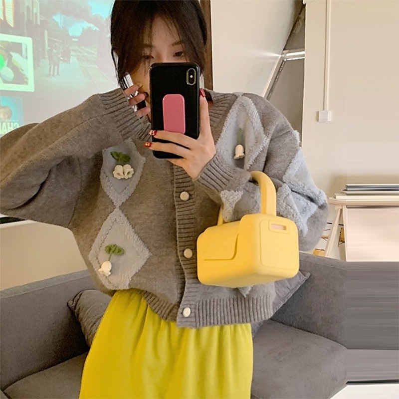 Nnr Cardigan Fall Casual Street O-Neck Plaid Knitted Argyle Button 3D Flower Sweater for Women – Sweater and Women Sweater price