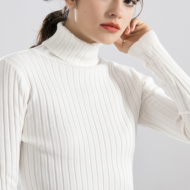 Womens White Yarn Dyed Pullover Sweater with Anti Pilling Feature – Womens Pullover Sweater and White Yarn Sweater price